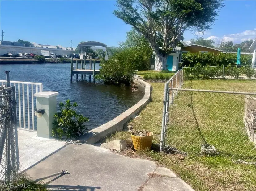 Picture of 1279 5Th Ave N, Naples FL 34102