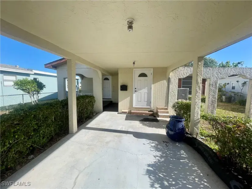 Picture of 1279 5Th Ave N, Naples FL 34102
