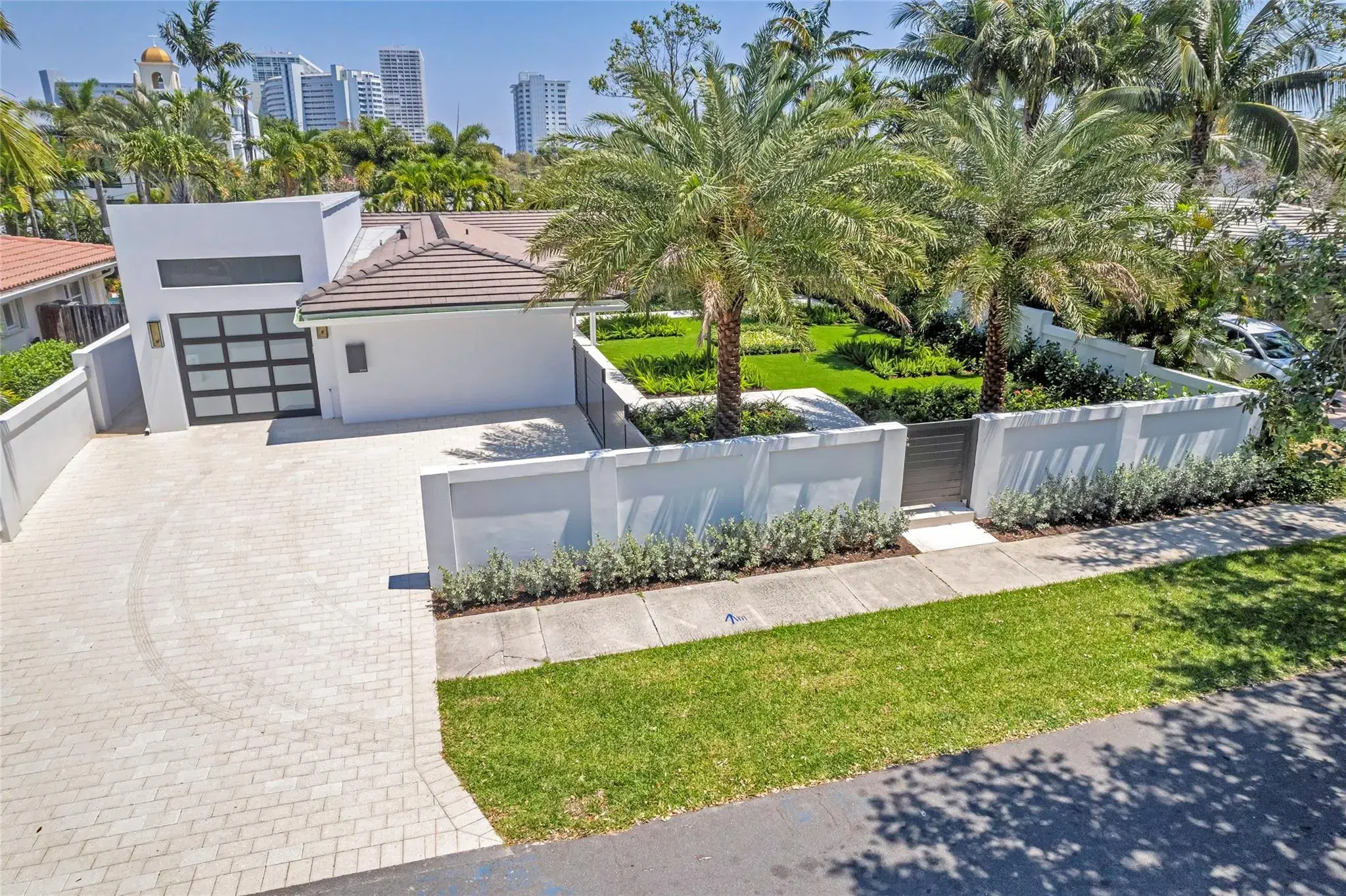 Picture of 2008 Admirals Way, Fort Lauderdale, FL 33316
