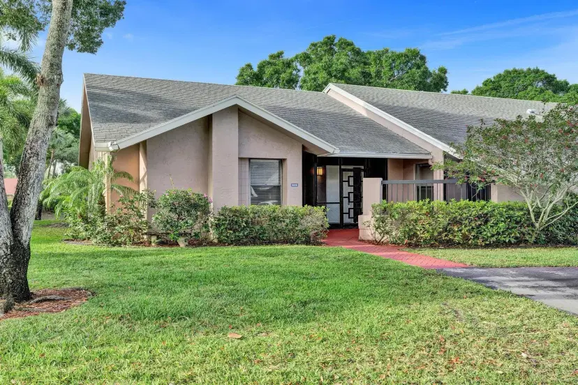 Picture of 10976 Lake Front Pl, Boca Raton FL 33498