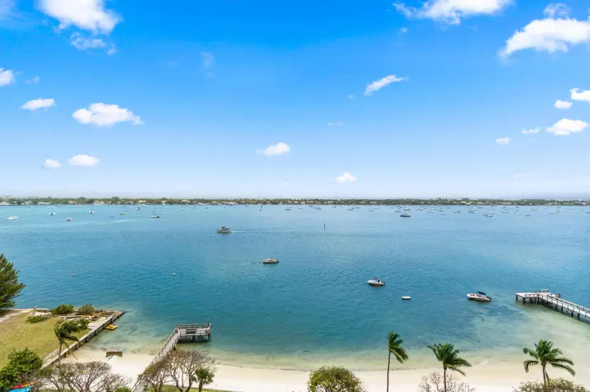 Picture of 5600 N Flagler Drive 1209, West Palm Beach FL 33407