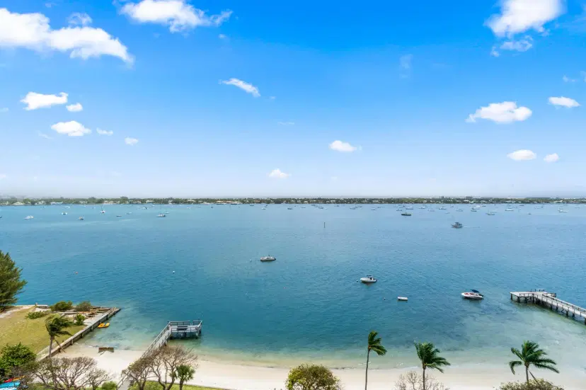Picture of 5600 N Flagler Drive 1209, West Palm Beach FL 33407