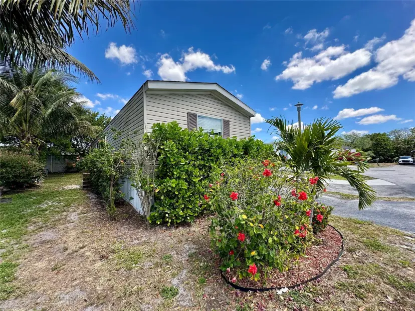 Picture of 12431 SW 5Th Street, Davie FL 33325