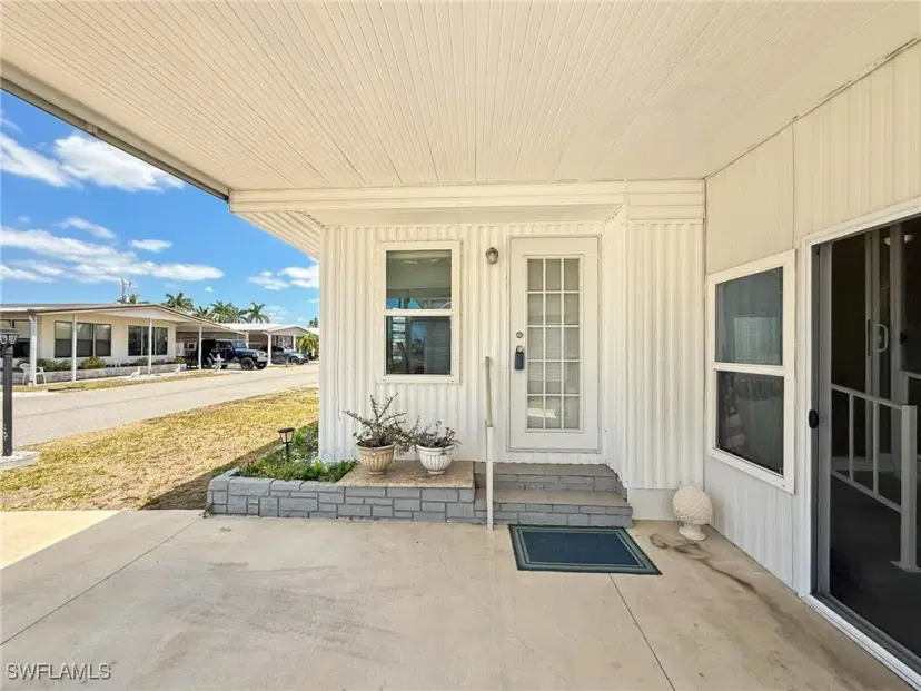 Picture of 3388 Rainbow Ln, North Fort Myers FL 33903