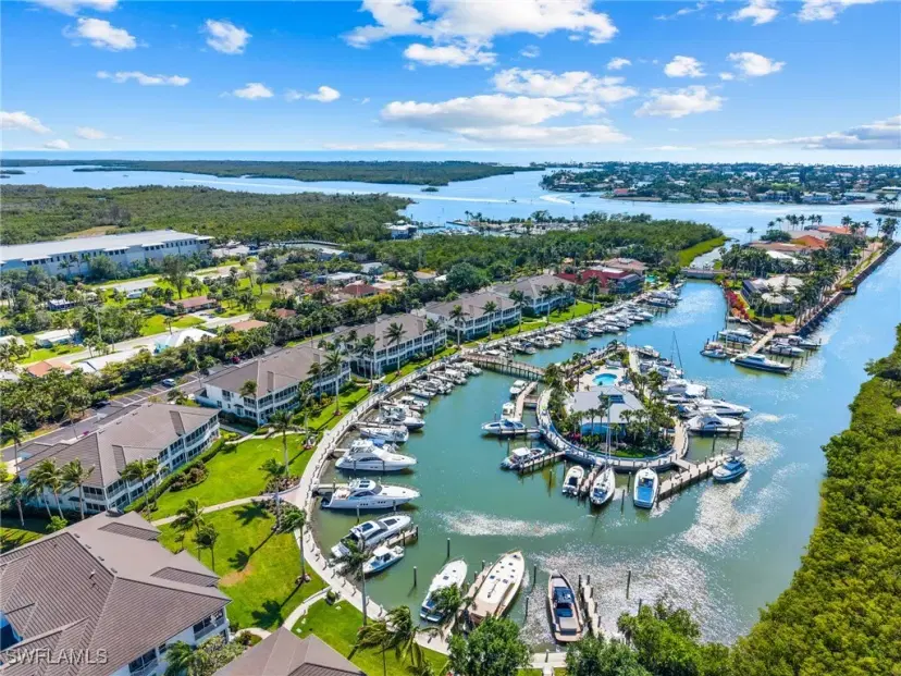 Picture of 1749 Gulfstar Dr S 404, Naples FL 34112
