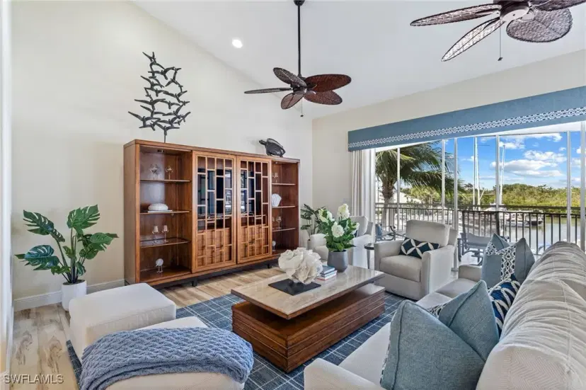 Picture of 1749 Gulfstar Dr S 404, Naples FL 34112