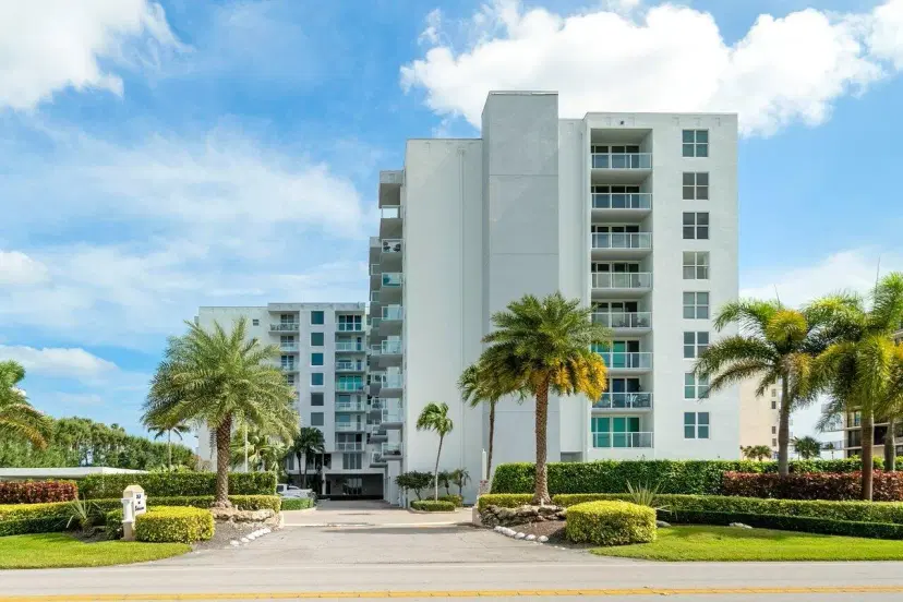 Picture of 3450 S Ocean Boulevard 5150, Palm Beach FL 33480
