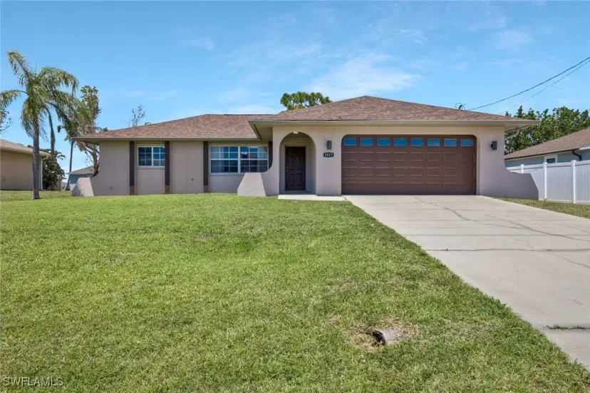 Picture of 1017 SW 37Th Ter, Cape Coral FL 33914