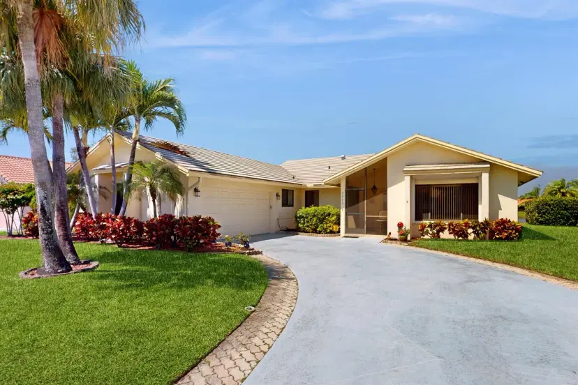 Picture of 2605 SW 23Rd Crankbrook Drive, Boynton Beach FL 33436