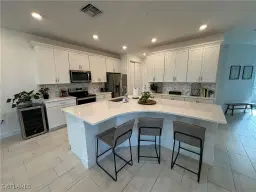 Picture of 4074 Sonoma Oaks Cir, Naples, FL 34119