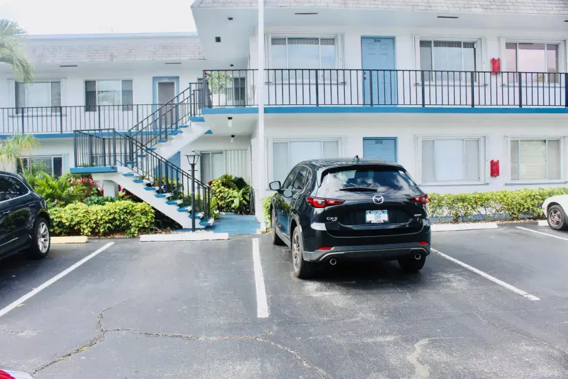 Picture of 2440 Lake Osborne Drive 207, Lake Worth Beach FL 33461
