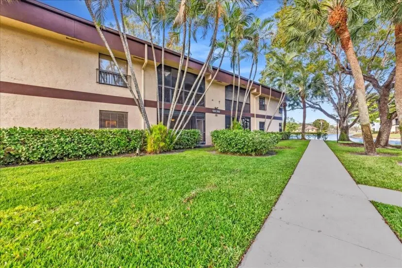 Picture of 2687 Carambola Cir 1771, Coconut Creek FL 33066