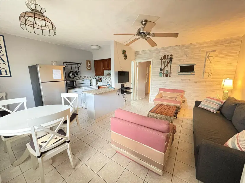 Picture of 120 NE 20Th Ave 2, Deerfield Beach FL 33441