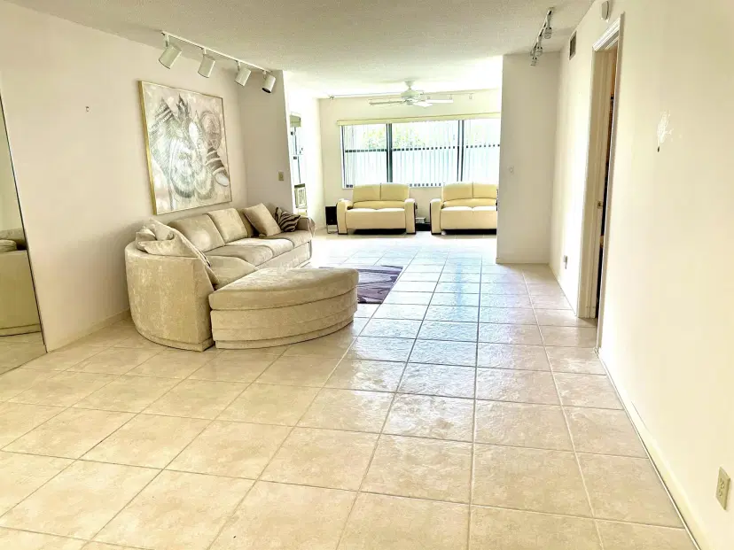 Picture of 7673 Tahiti Lane 102, Lake Worth FL 33467