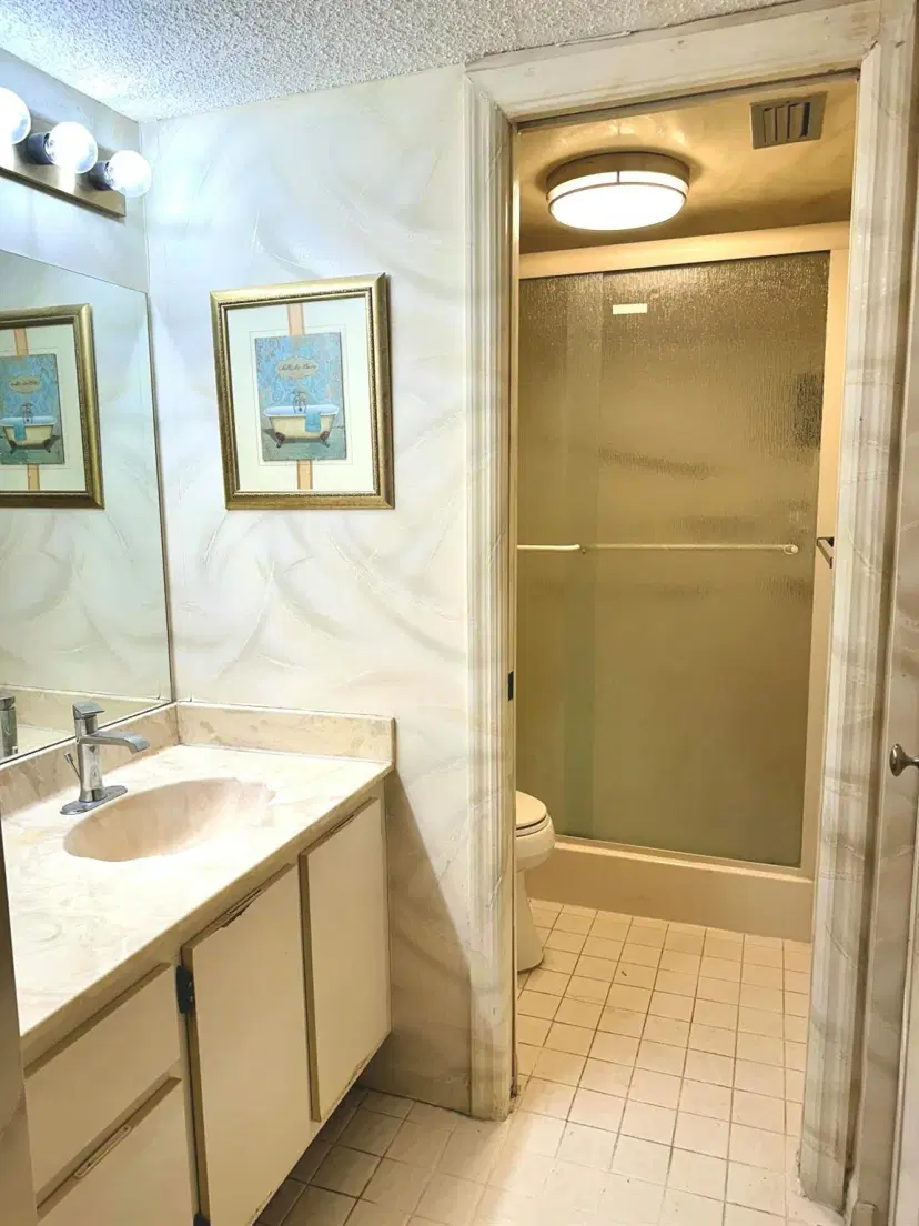 Picture of 7673 Tahiti Lane 102, Lake Worth FL 33467