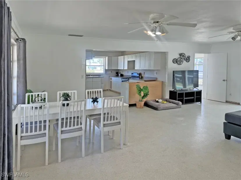 Picture of 5201 Pocatella Ct, Cape Coral FL 33904