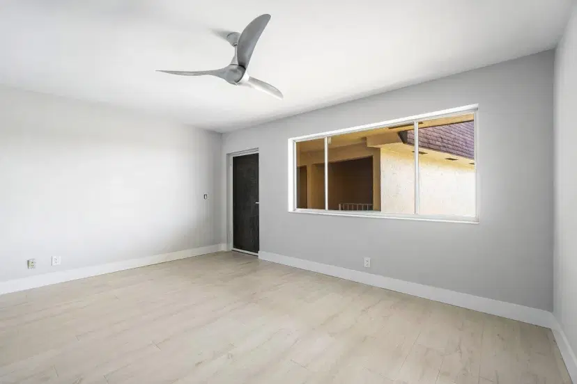 Picture of 400 Village Green Circle W 310, Palm Springs FL 33461