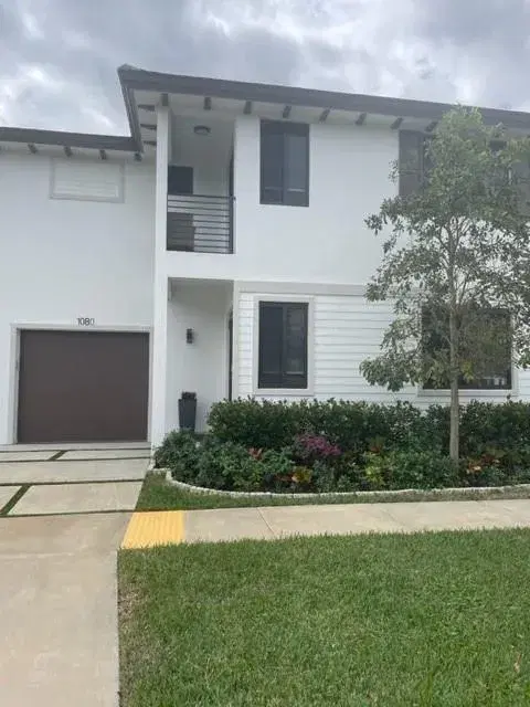 Picture of 1080 SE 3Rd St, Pompano Beach FL 33060