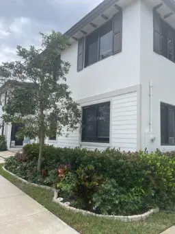Picture of 1080 SE 3Rd St, Pompano Beach, FL 33060