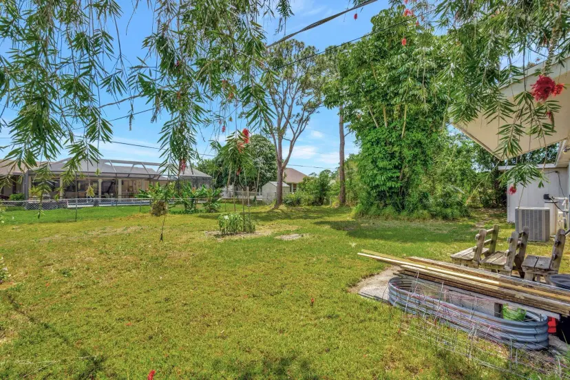 Picture of 250 SW Thornhill Drive, Port St Lucie FL 34984