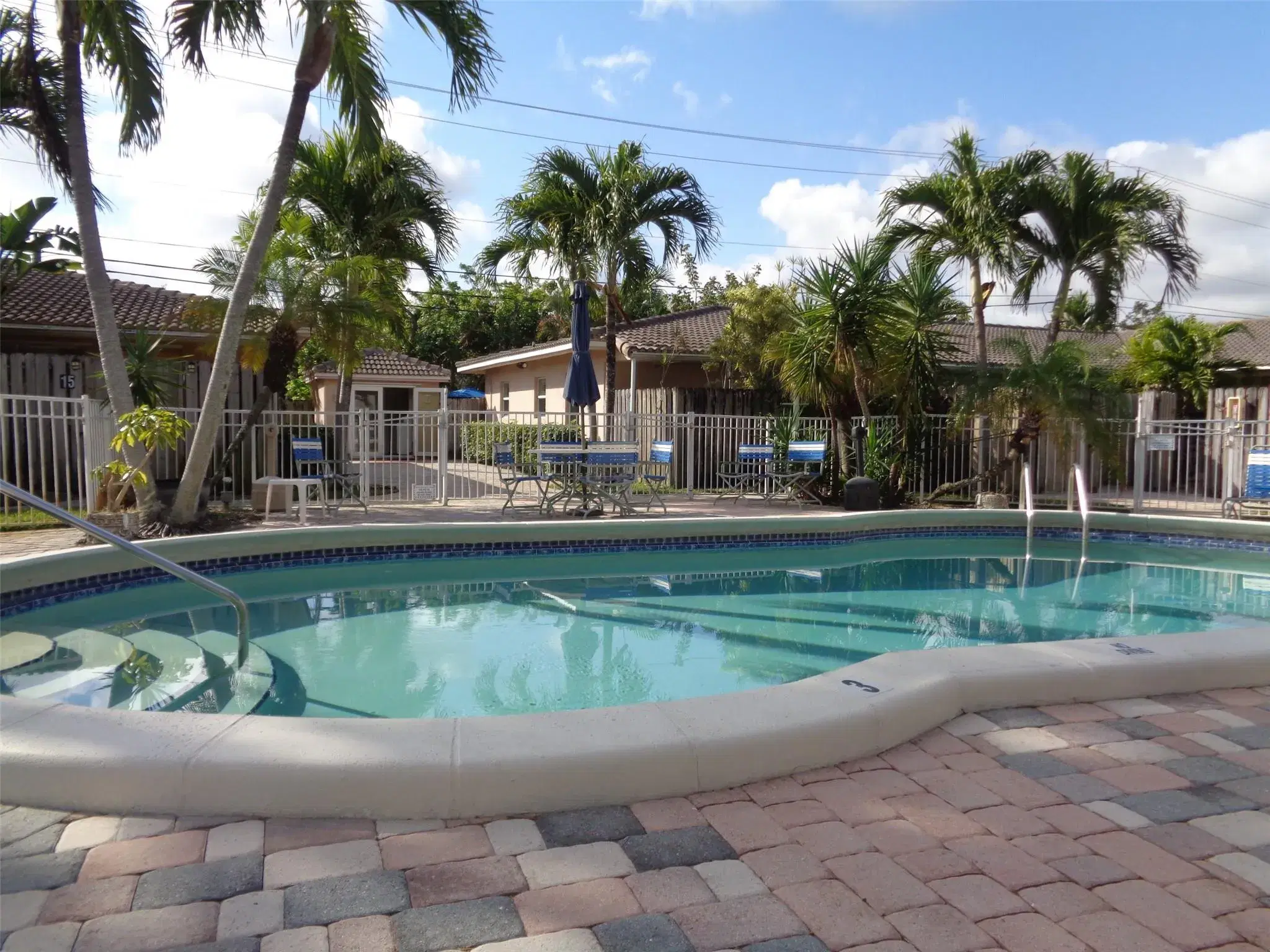 Picture of 736 NE 13Th Ct 19, Fort Lauderdale, FL 33304