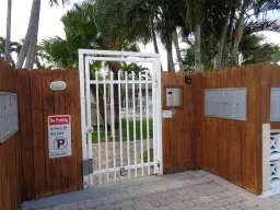Picture of 736 NE 13Th Ct 19, Fort Lauderdale, FL 33304