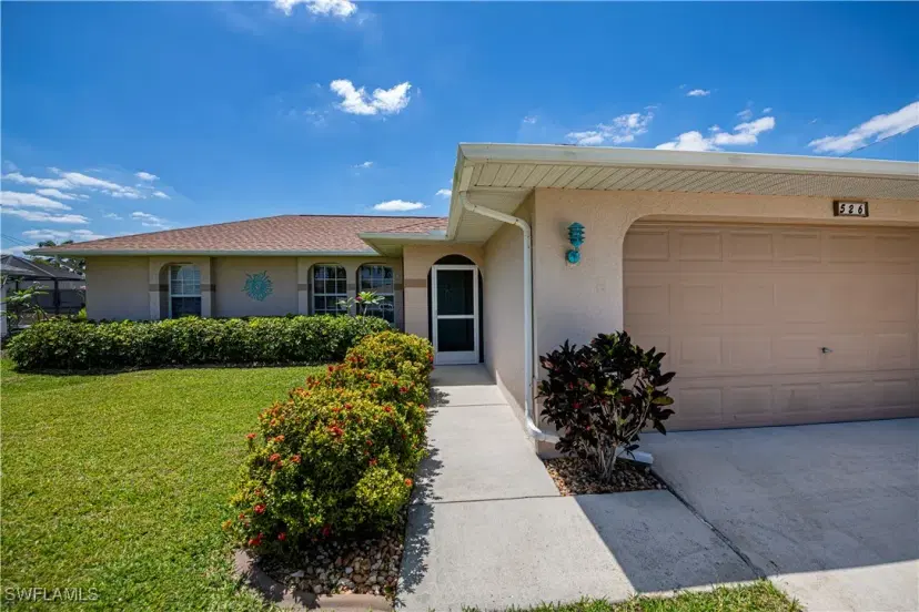 Picture of 526 SE 3Rd St, Cape Coral FL 33990