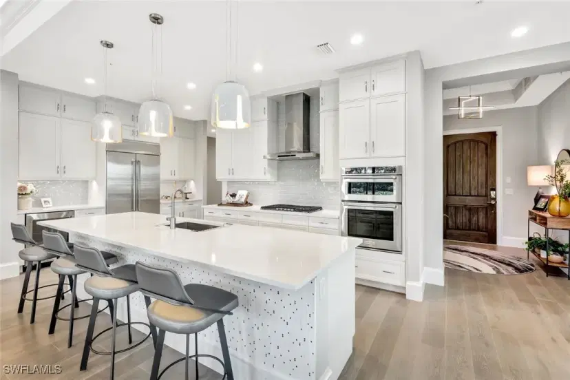 Picture of 16340 Corsica Way 101, Naples FL 34110