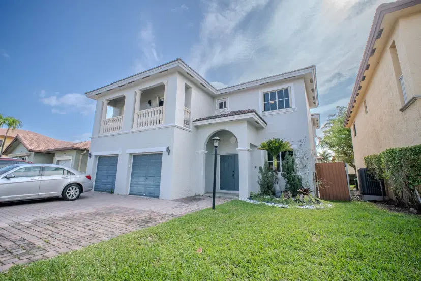 Picture of 1351 NE 41St Pl, Homestead FL 33033