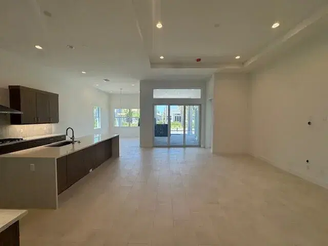 Picture of 10130 Driftwood Way, Palm Beach Gardens FL 33412