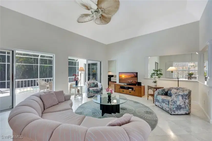 Picture of 5929 Chanteclair Dr 8, Naples FL 34108