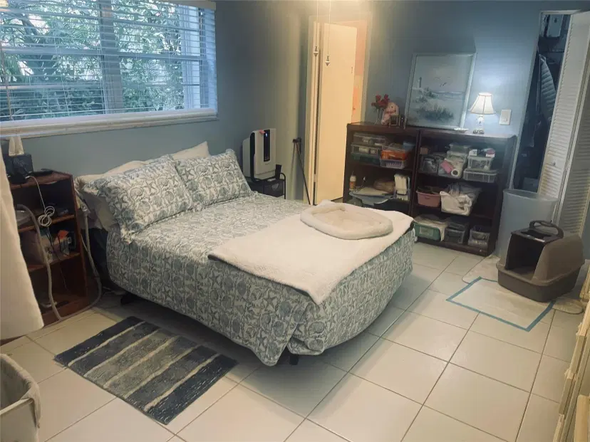 Picture of 2324 Van Buren St 101, Hollywood FL 33020