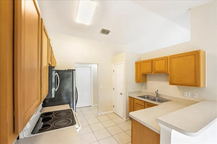 Picture of 291 SW Covington Road, Port St Lucie FL 34953