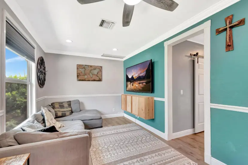 Picture of 850 Green Street Street, West Palm Beach FL 33405
