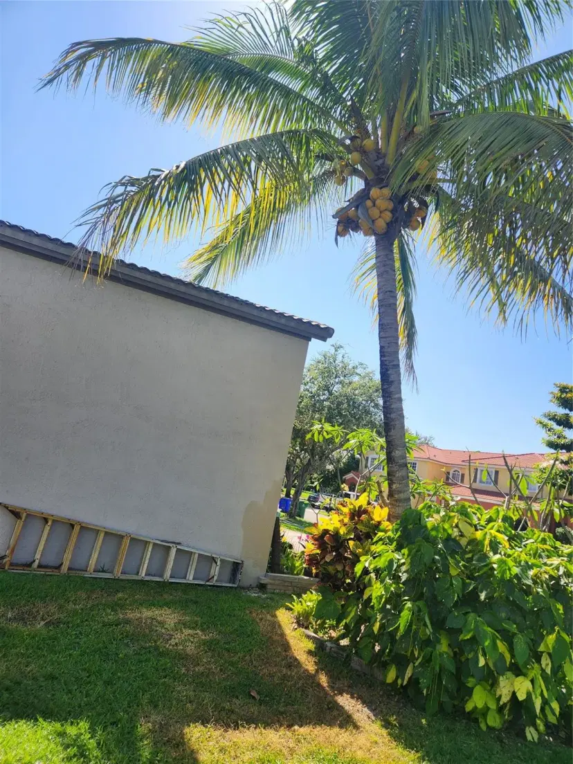 Picture of 2031 SW 104Th Ave, Miramar FL 33025