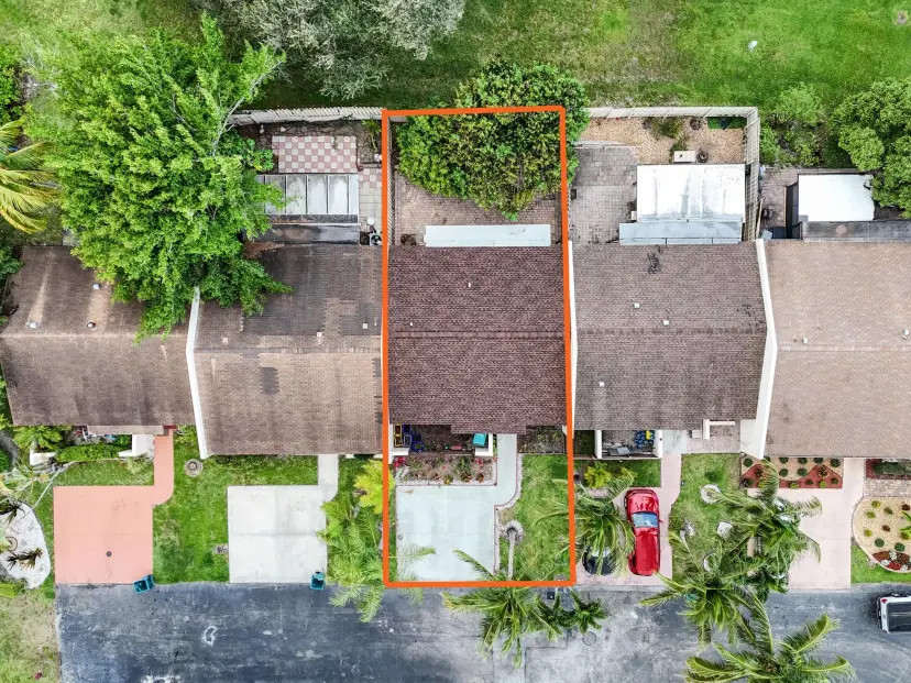 Picture of 23 Chelsea Lane, Boynton Beach FL 33426