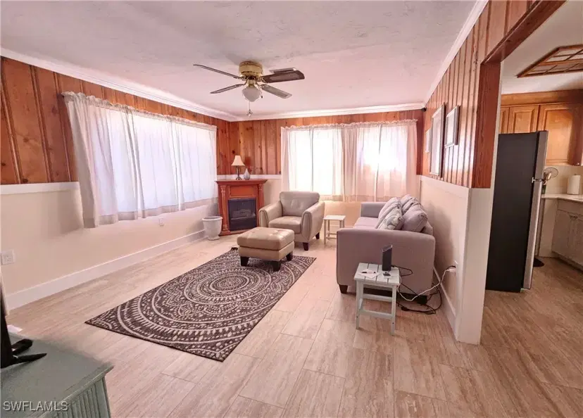 Picture of 835 9Th Ave S, Naples FL 34102