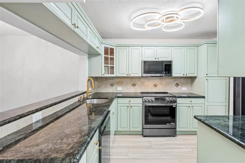 Picture of 3150 NE 48Th Ct 206, Lighthouse Point FL 33064