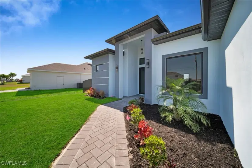 Picture of 202 NW 8Th Ter, Cape Coral FL 33993