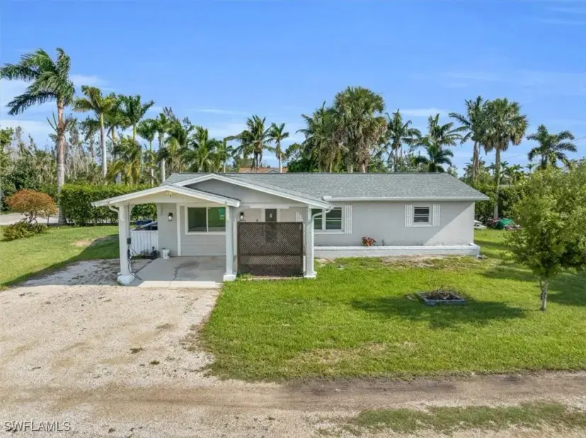 Picture of 18130 Pioneer Rd, Fort Myers FL 33908
