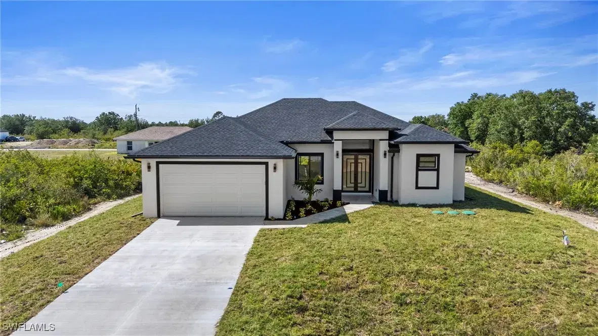 Picture of 2705 68Th St W, Lehigh Acres, FL 33971