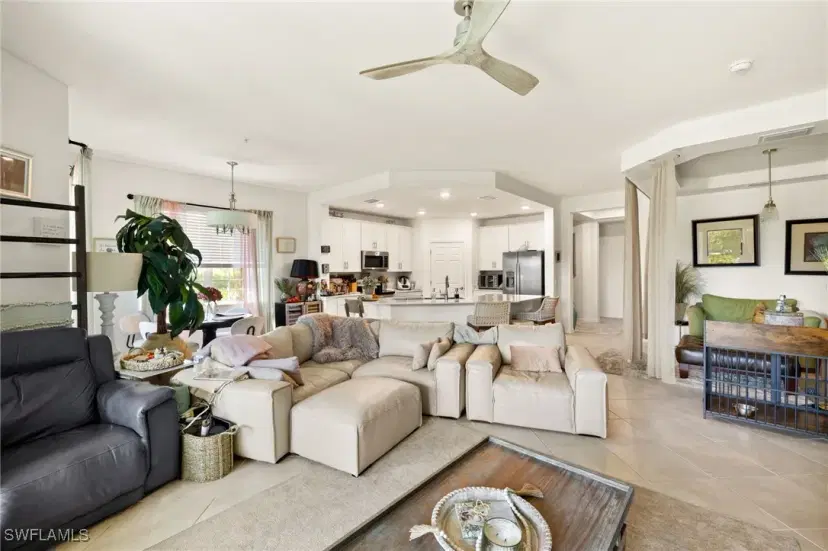 Picture of 12000 Santaluz Dr 102, Fort Myers FL 33913
