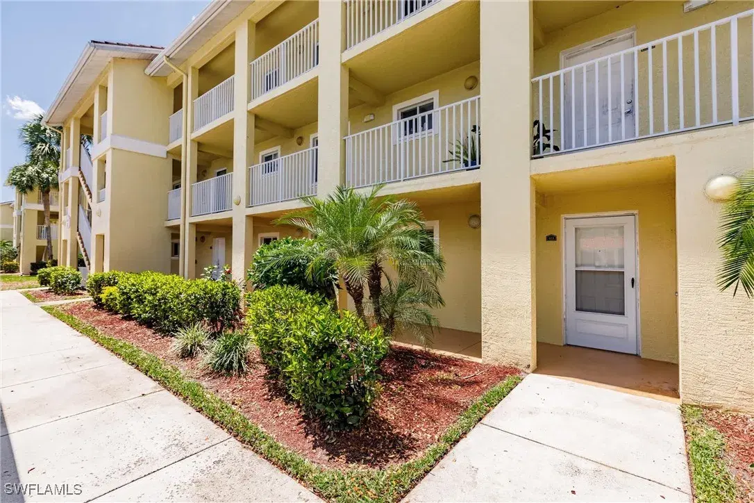 Picture of 8244 Key Royal Cir 614, Naples, FL 34119