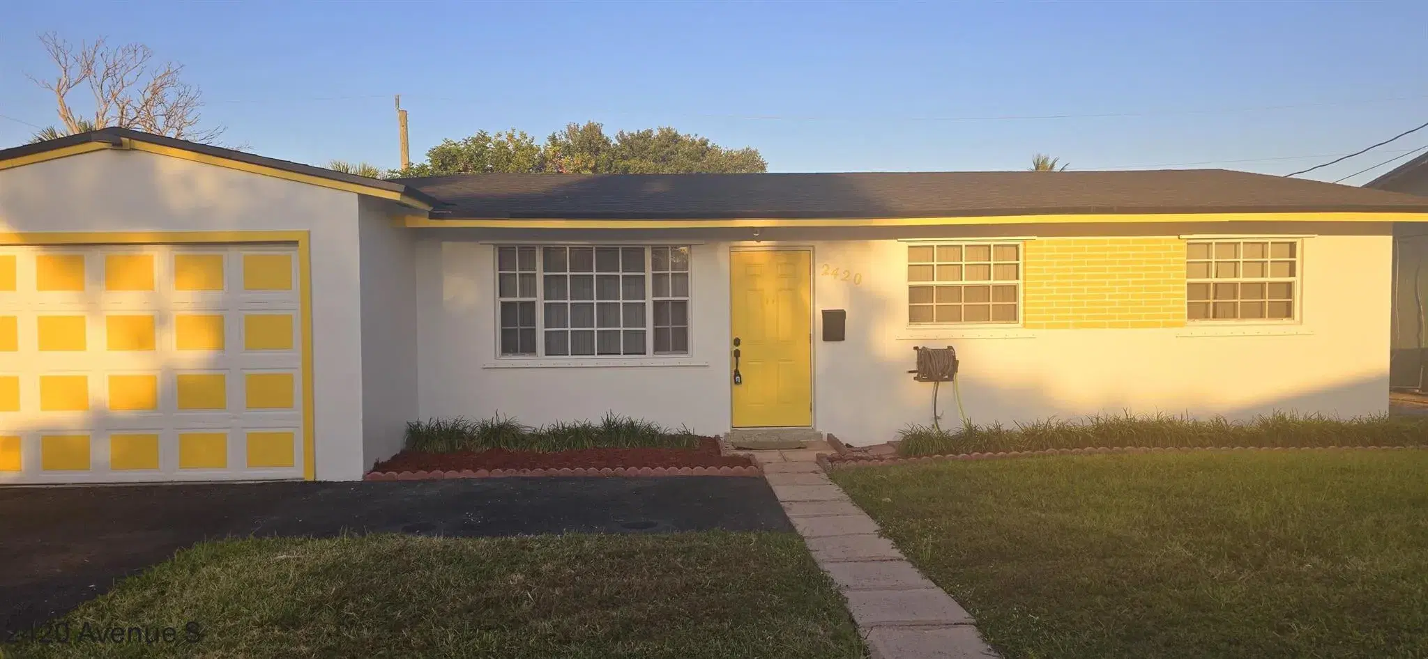 Picture of 2420 Avenue S S, West Palm Beach, FL 33404