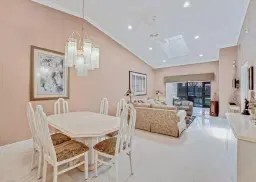Picture of 6069 Sunny Pointe Circle, Delray Beach, FL 33484