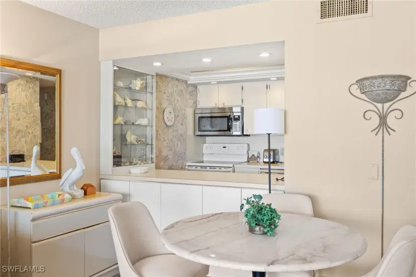 Picture of 25840 Hickory Blvd 304, Bonita Springs FL 34134