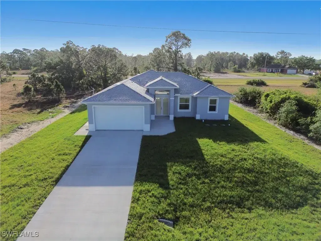 Picture of 1095 Graystone Ave, Lehigh Acres, FL 33974