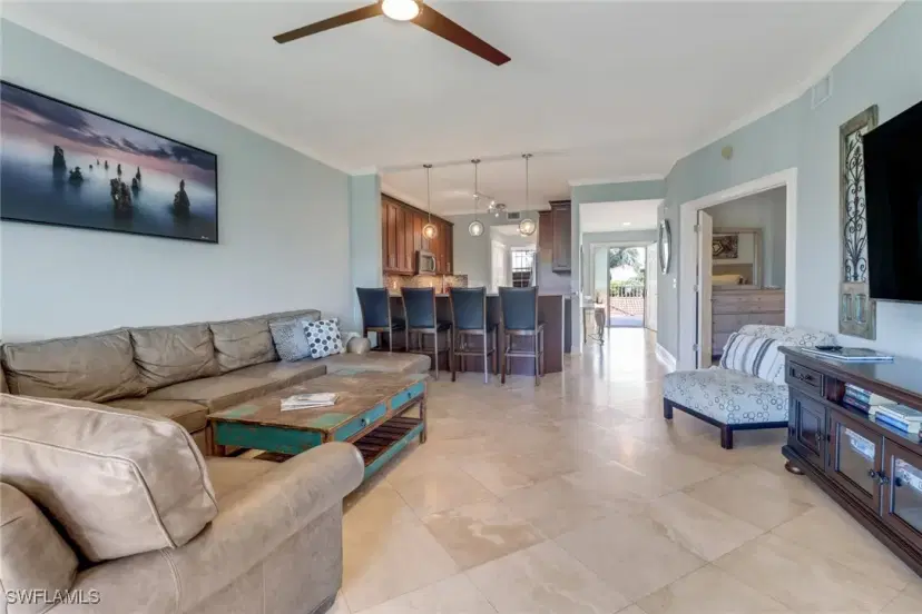 Picture of 4650 Yacht Harbor Dr 125, Naples FL 34112