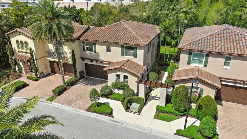 Picture of 122 Diamante Way, Jupiter FL 33477