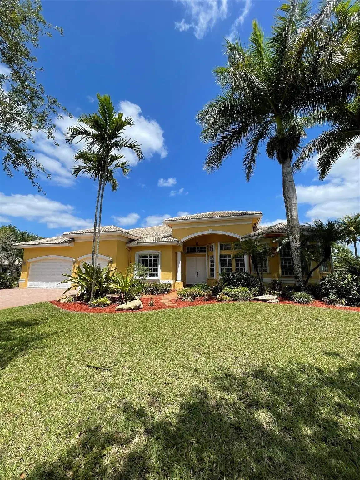 Picture of 3462 W Dovecote Meadow Ln, Davie, FL 33328